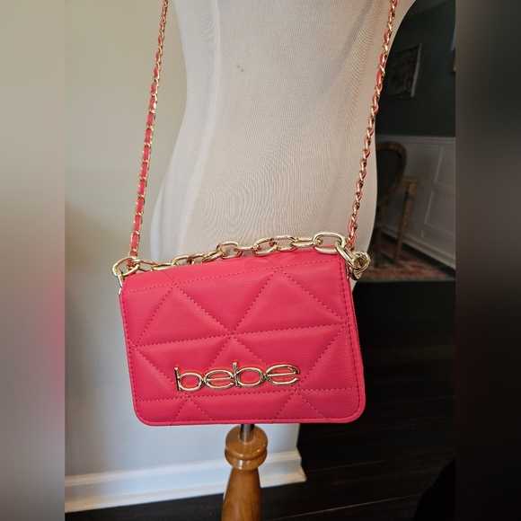 Bebe Dark Pink Small Quilted Crossbody Gold Chain Strap Purse Handbag Compact - Picture 1 of 9